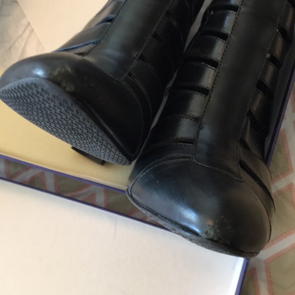 Stuart Weitzman Black Airliner bootie - Picture 9 of 9